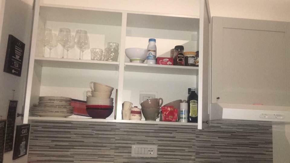 סלרנו Casa Vacanza "Al Vicolo Delle Colonne" מראה חיצוני תמונה